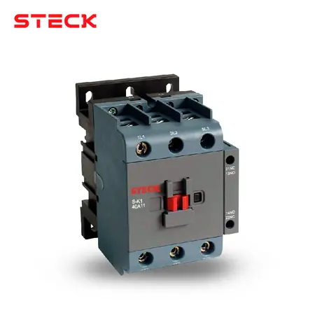 [10086] CONTACTOR 3P 40 AMP AC3 1NA+1NC BOBINA 220VAC, SK140A11M, STECK